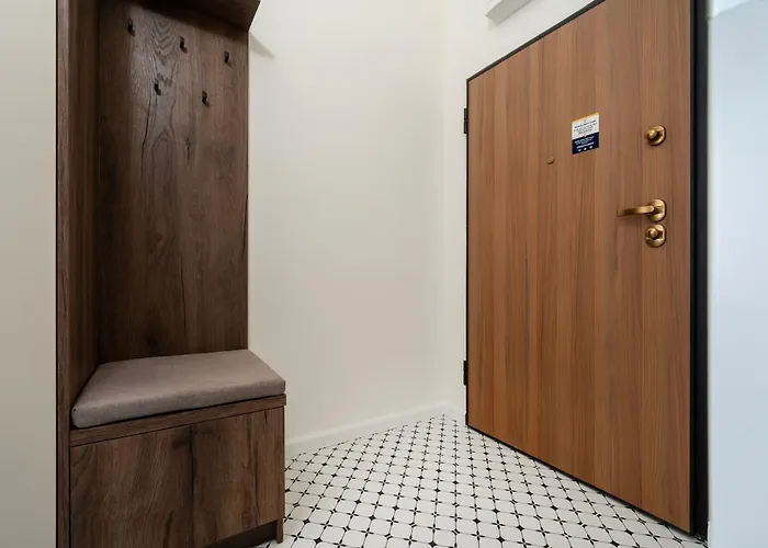 Downtown - 42m2, Workspace - By Rentujemy Lejlighed Łódź