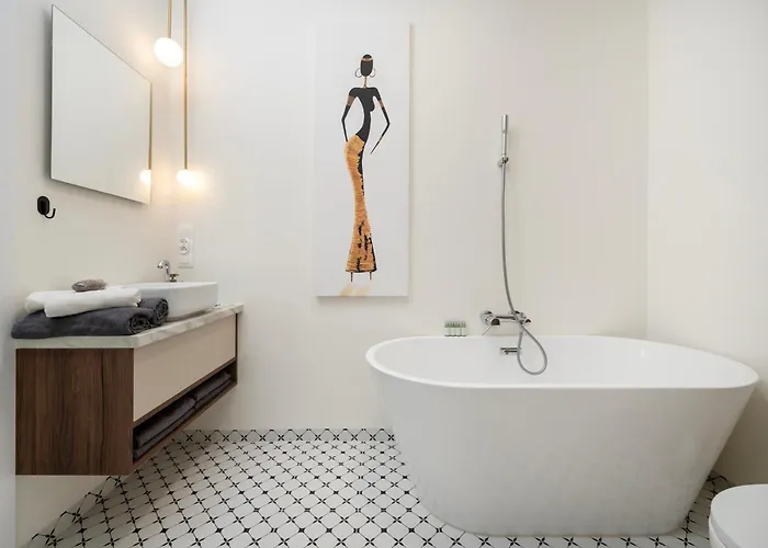 Downtown - 42m2, Workspace - By Rentujemy Lejlighed